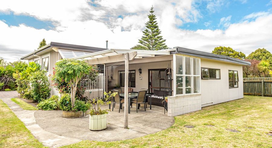  at 17 Aiken Road, Saint Johns Hill, Whanganui, Manawatu / Whanganui