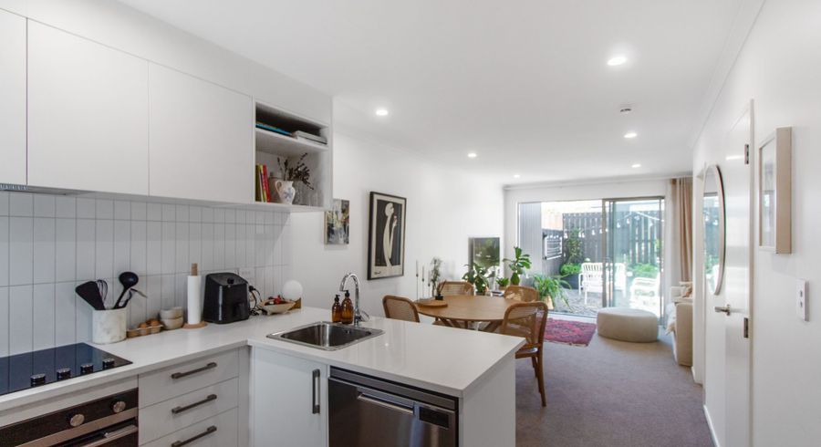  at 53 Ngae Place, Mangere, Manukau City, Auckland