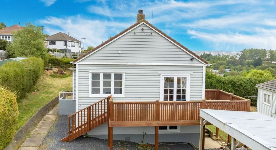  at 7 Edinburgh Street, Green Island, Dunedin