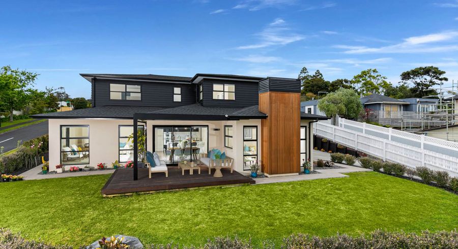  at 19 Pounamu Avenue, Greenhithe, Auckland