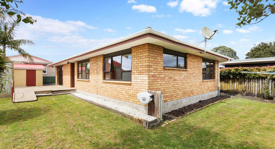 at 52 Brandon Road, Glen Eden, Auckland