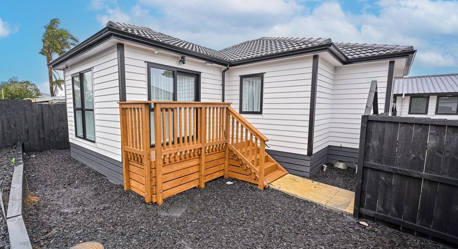  at 3 Quennell Avenue, Favona, Auckland