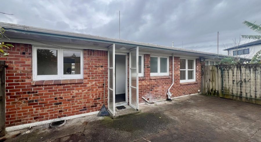  at 4/8 Winspear Place, Manukau, Manukau City, Auckland