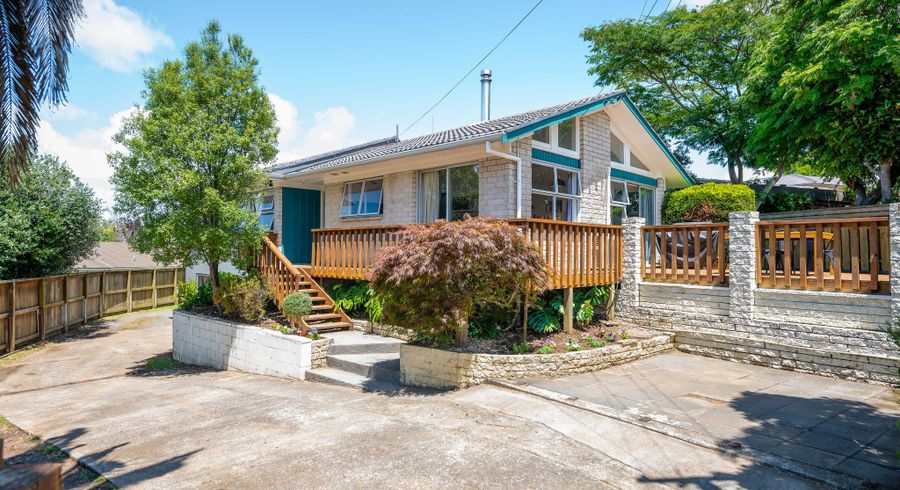  at 6 Te Anau Place, Glenview, Hamilton, Waikato