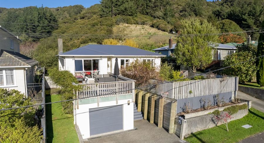  at 27 Gardiner Grove, Wainuiomata, Lower Hutt