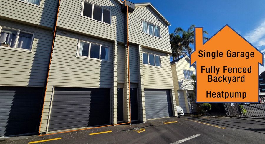  at 3/4 Keeling Road, Henderson, Waitakere City, Auckland