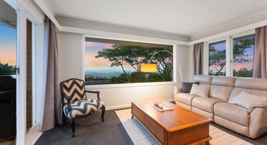  at 1/177 Glenfield Road, Hillcrest, North Shore City, Auckland