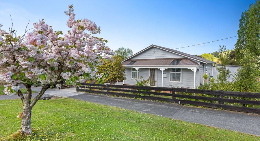  at 8 Paraekaretu Street, Hunterville, Rangitikei, Manawatu / Whanganui