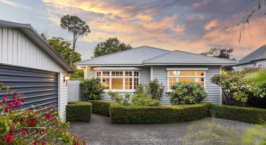  at 94 Hawthorne Street, Strowan, Christchurch City, Canterbury