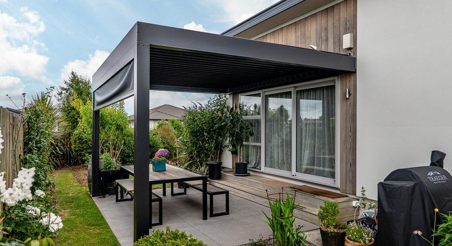  at 5 Kingsbridge West, Burwood, Christchurch City, Canterbury