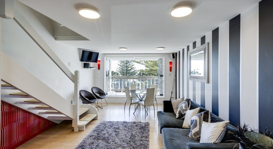  at 249 Marine Parade, Napier South, Napier