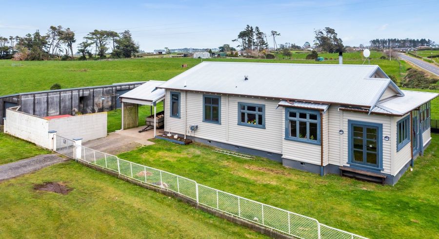  at 4 Hastie Road, Cardiff, Stratford