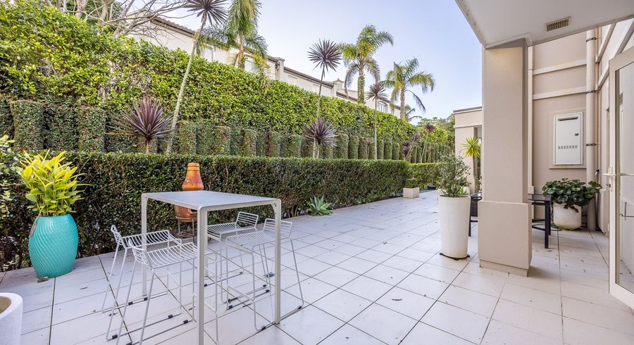  at 32F Point Ridge Avenue, Albany Heights, Rodney, Auckland