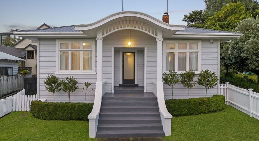  at 9 Hillsborough Road, Hillsborough, Auckland City, Auckland