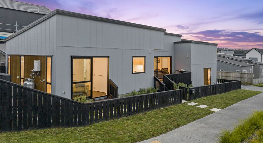  at 126 Tarapuka Road, Westgate, Auckland