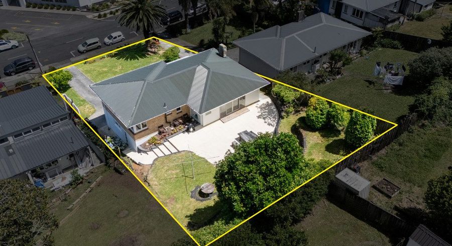  at 8 Station Road, Pukekohe, Pukekohe