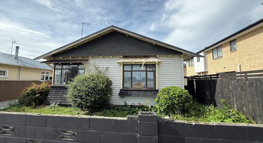  at 106 Aldwins Road, Phillipstown, Christchurch City, Canterbury