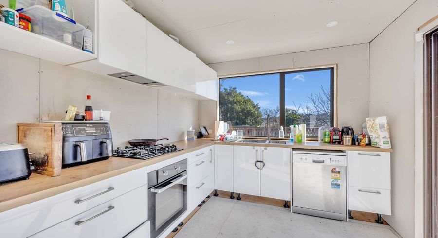  at 4 Wisteria Grove, Maungaraki, Lower Hutt, Wellington
