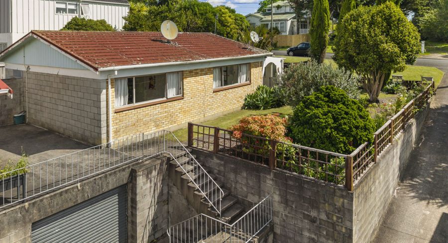  at 1/12 Wood Street, Papakura, Papakura, Auckland