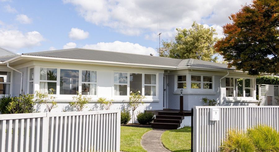  at 7 Partington Place, Beerescourt, Hamilton, Waikato