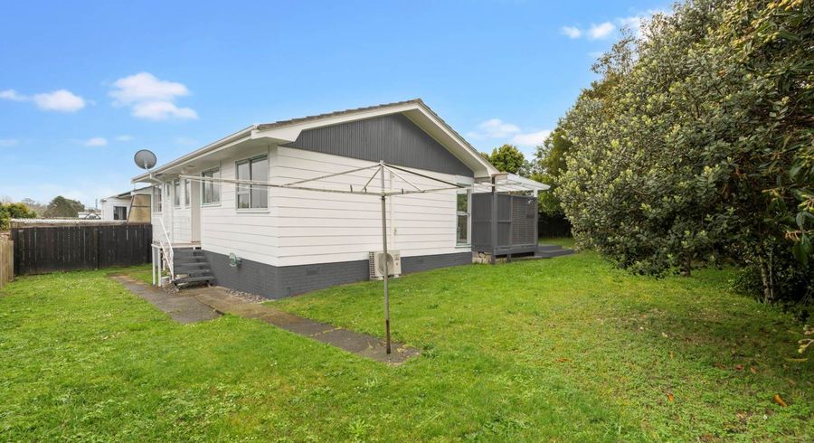  at 2/36 Archmillen Avenue, Pakuranga Heights, Manukau City, Auckland