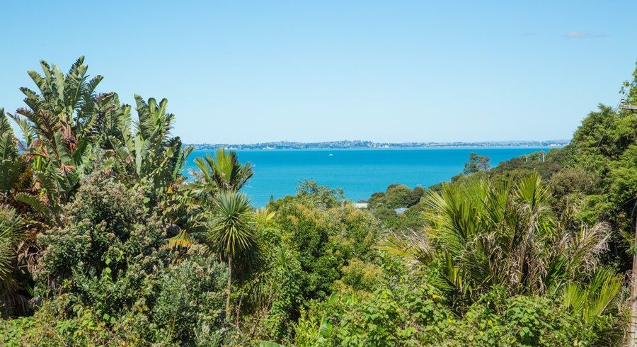  at 41 Beresford Avenue, Surfdale, Waiheke Island, Auckland