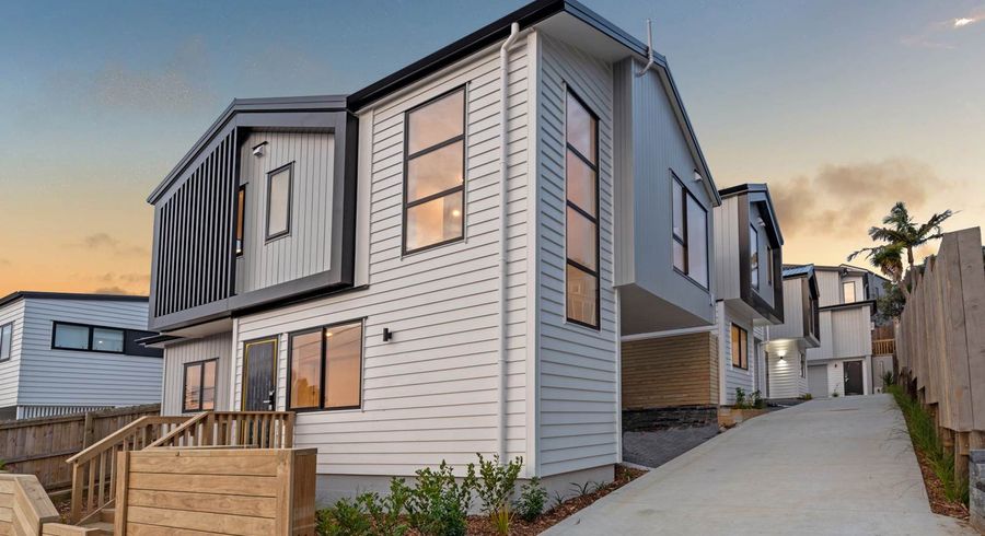  at Lot 1/33 Garadice Road, Rothesay Bay, North Shore City, Auckland