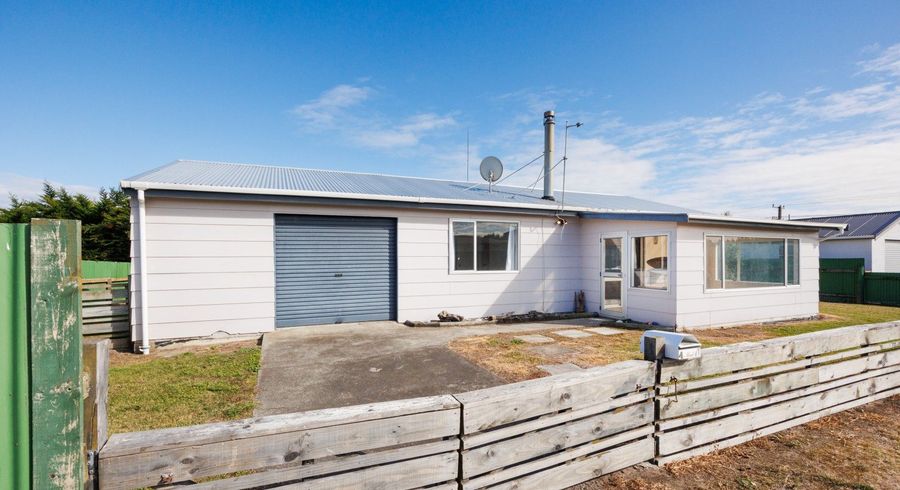  at 4 Te Awa Street, Foxton Beach, Horowhenua, Manawatu / Whanganui