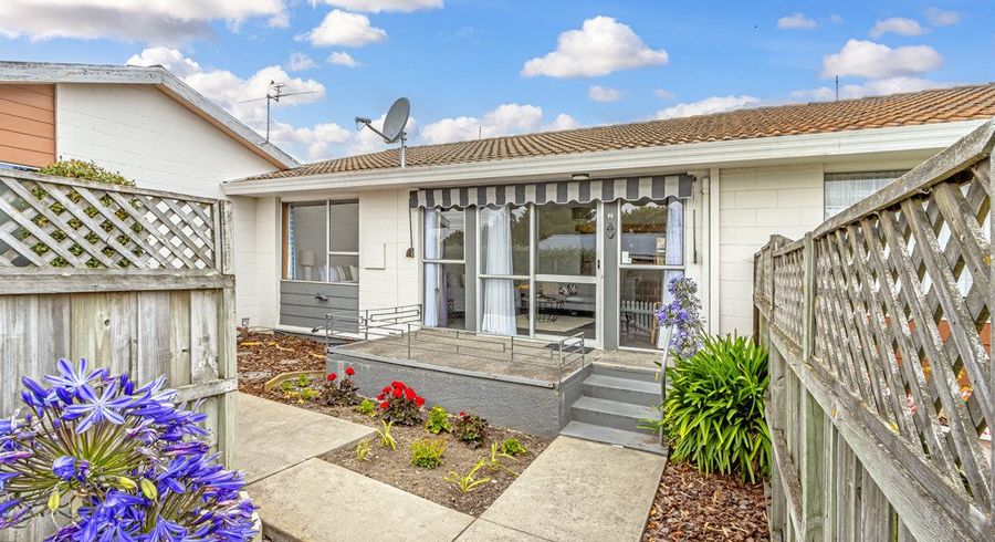  at 2/20 O'Briens Road, Sockburn, Christchurch