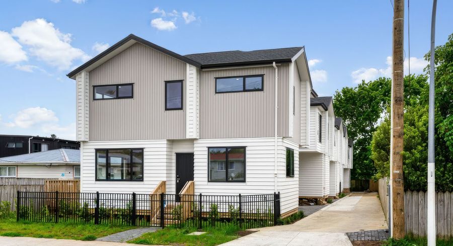  at 29 Harrington Road, Henderson, Waitakere City, Auckland