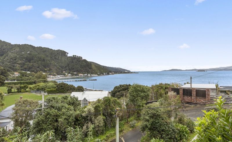  at 15 Ferry Road, Days Bay, Lower Hutt