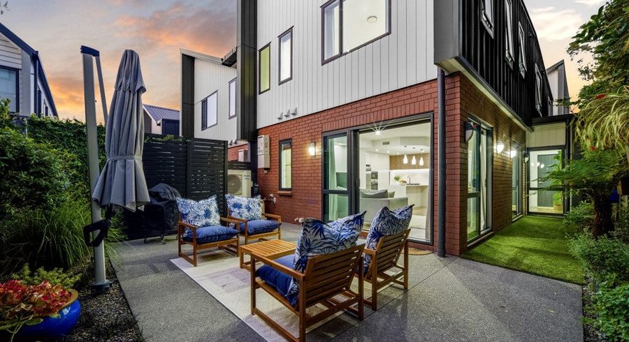  at 2 Windlass Street, Long Bay, North Shore City, Auckland