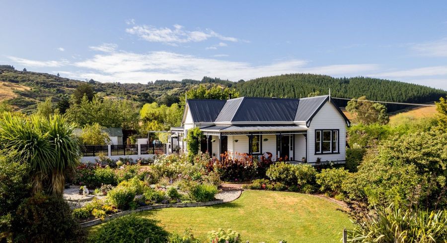  at 51 Chatham Street, Waihola