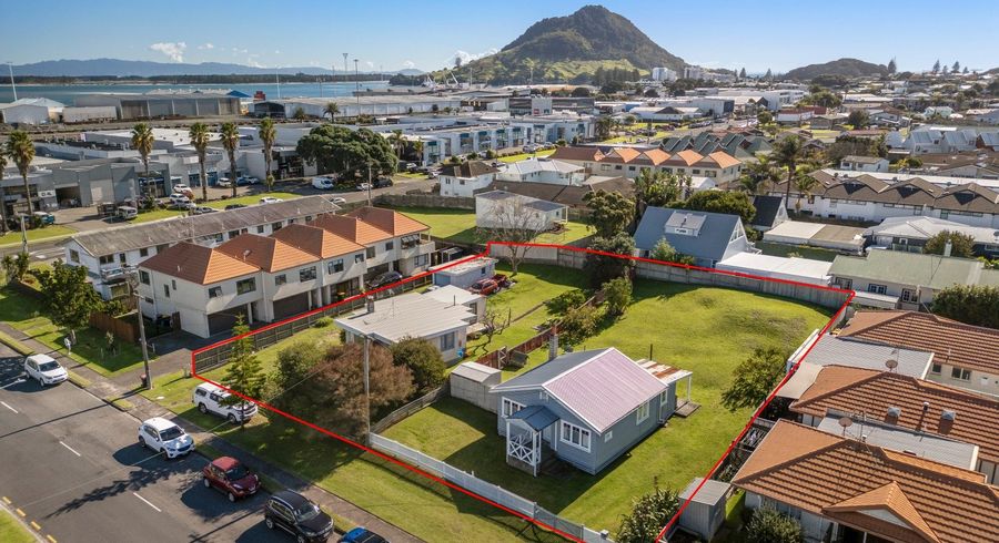  at 12 and 14 Matai Street, Mount Maunganui, Tauranga, Bay Of Plenty