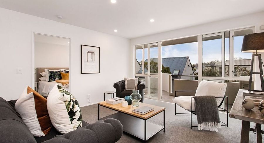  at 3/100 Rossall Street, Merivale, Christchurch