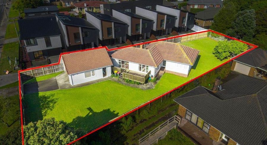  at 47 Neil  Ave, Te Atatu Peninsula, Waitakere City, Auckland