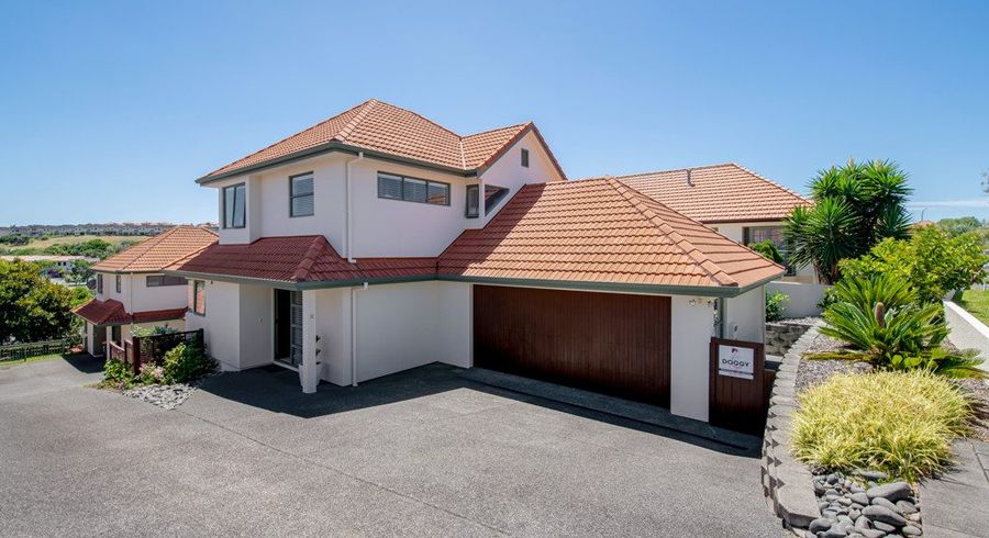  at 32 Parkwood Crescent, Gulf Harbour, Whangaparaoa