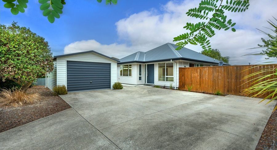  at 10 Bideford Place, Dallington, Christchurch