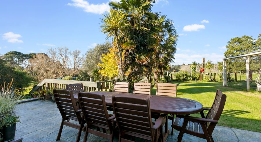  at 327 Amreins Road, Henderson