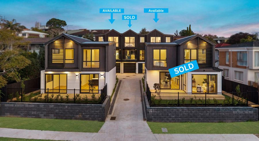  at 10B & D Prince Regent Drive, Half Moon Bay, Manukau City, Auckland