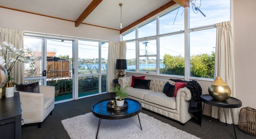  at 2/12 Cleary Road, Panmure, Auckland City, Auckland