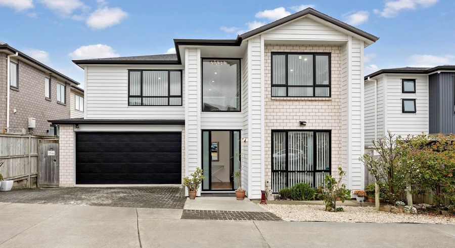  at 5 Christella Street, Flat Bush, Manukau City, Auckland