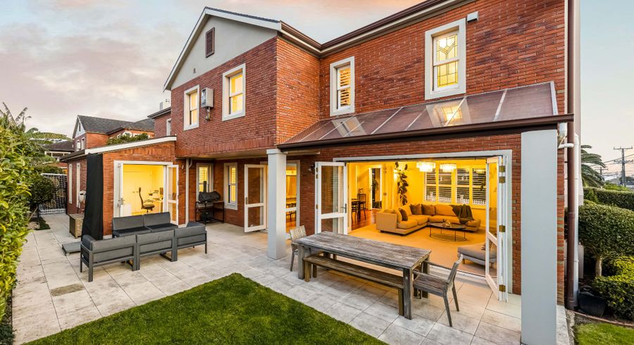  at 8 Hororata Road, Hauraki, North Shore City, Auckland