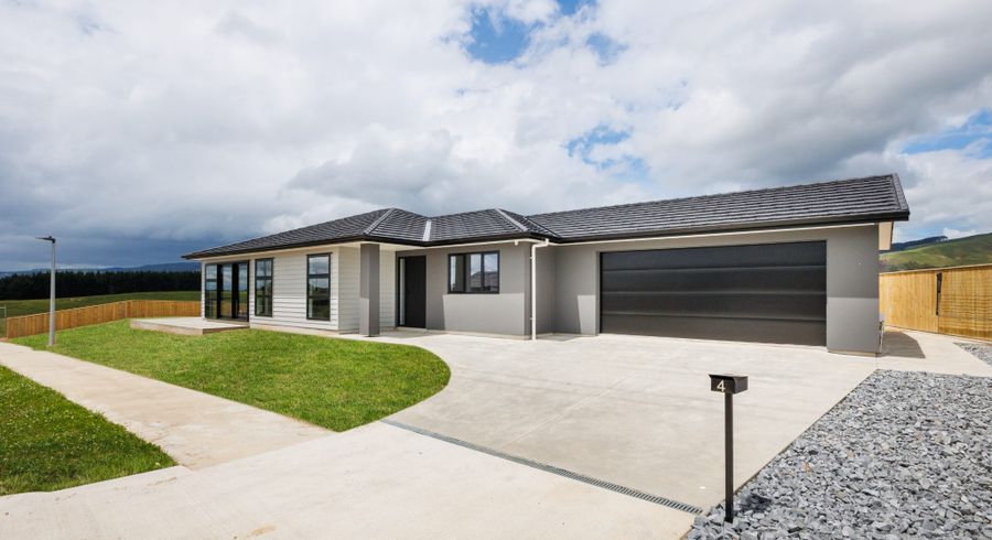  at 4 Corfu Crescent, Fitzherbert, Palmerston North, Manawatu / Whanganui