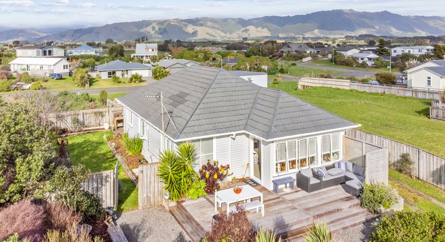  at 64 Dixie Street, Te Horo Beach