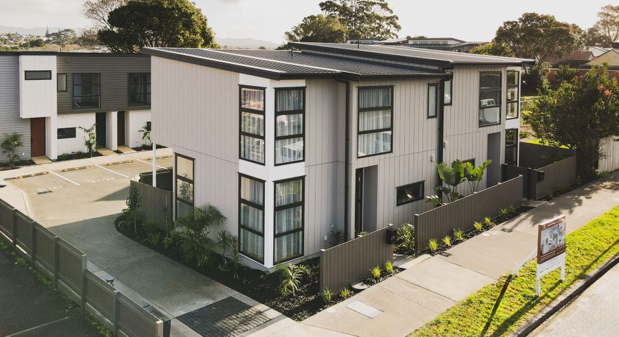  at 2/129 Richardson Road, Mount Albert, Auckland City, Auckland