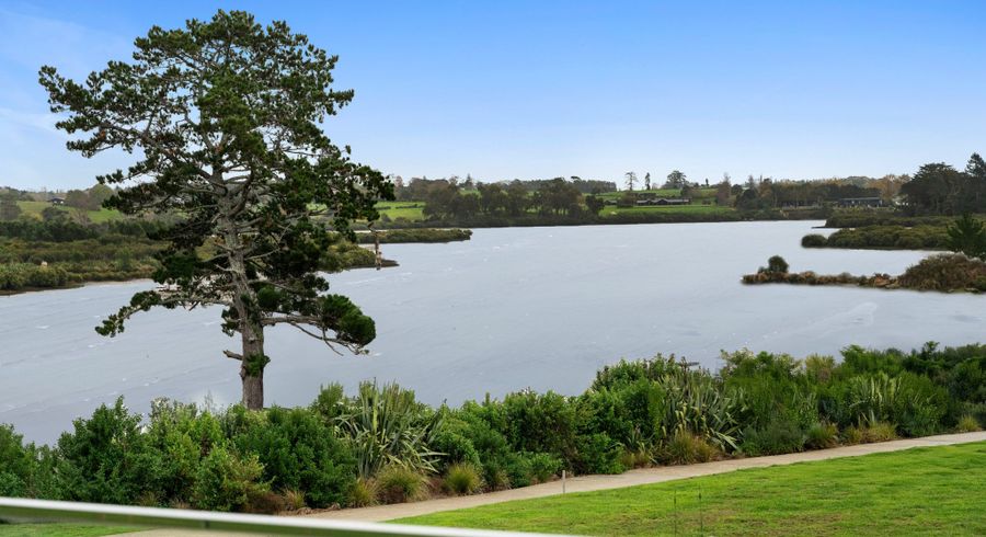  at 43 Evergreen Parade, Rosehill, Papakura, Auckland