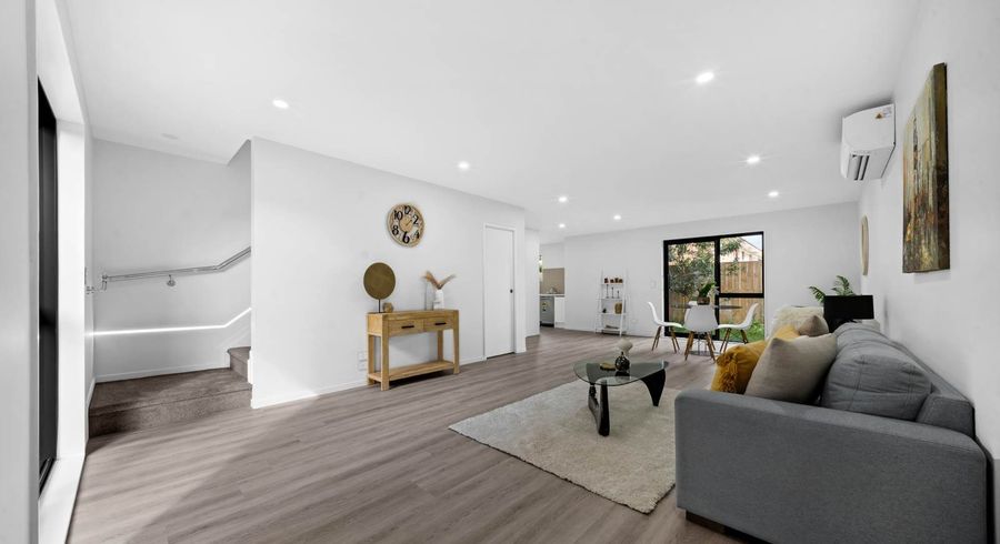  at 4/60 Landscape Road, Papatoetoe, Manukau City, Auckland