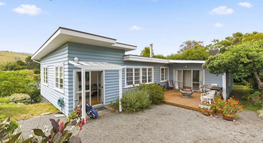  at 33 Forest Road, Raumati South, Kapiti Coast, Wellington
