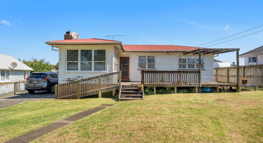  at 11 Alexander Crescent, Otara, Manukau City, Auckland